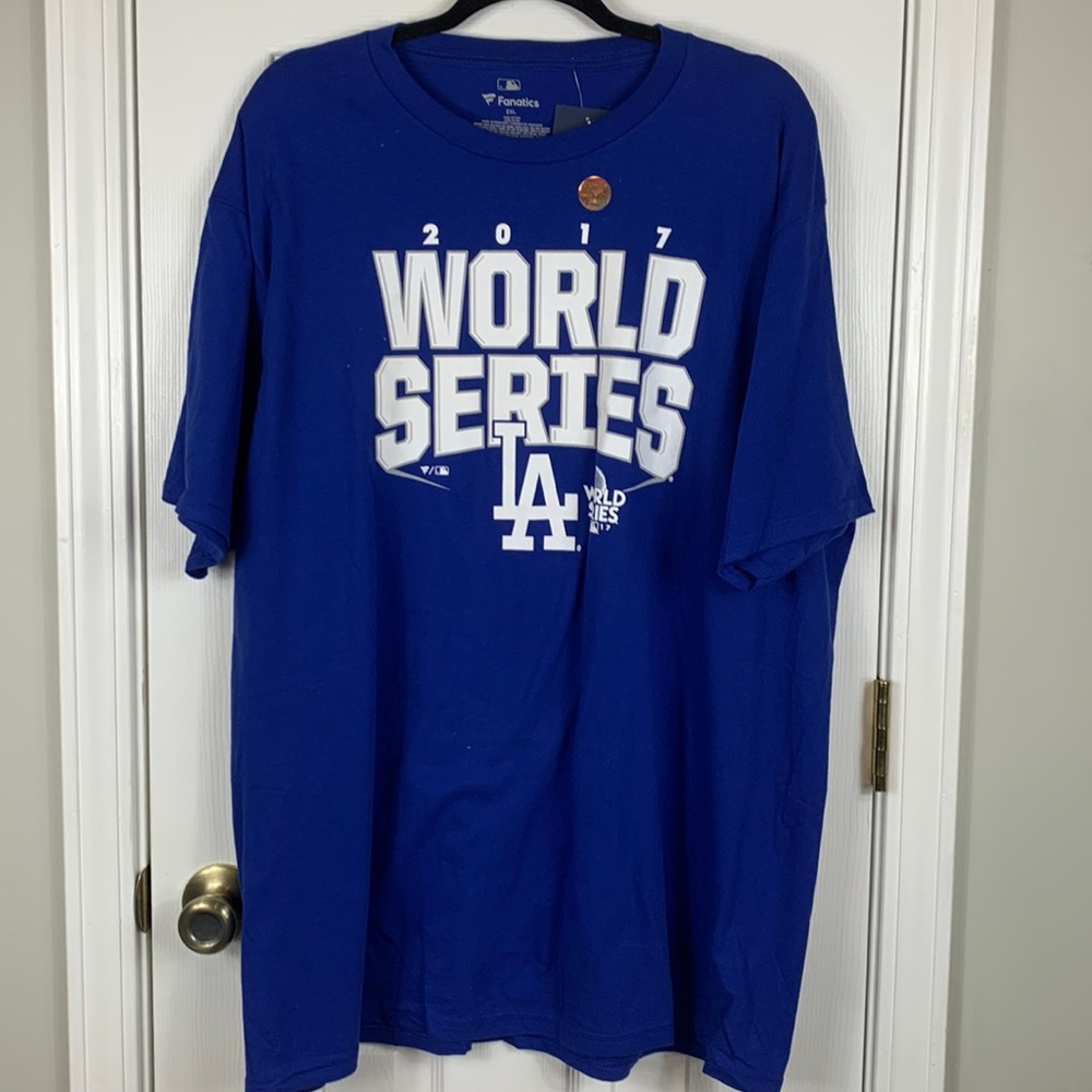 NWT Fanatics blue 2017 World Series LA Dodgers tee shirt. Short sleeved 2XL.
